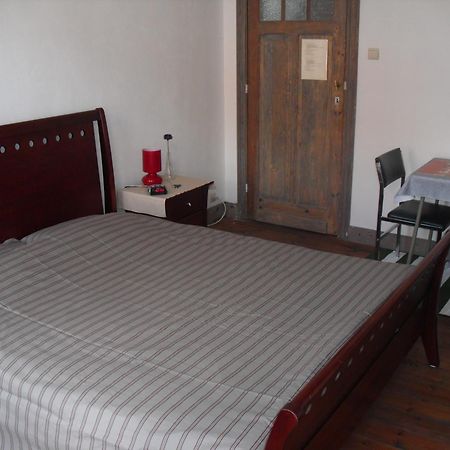 Guesthouse Oude Houtmarkt Ieper Eksteriør bilde