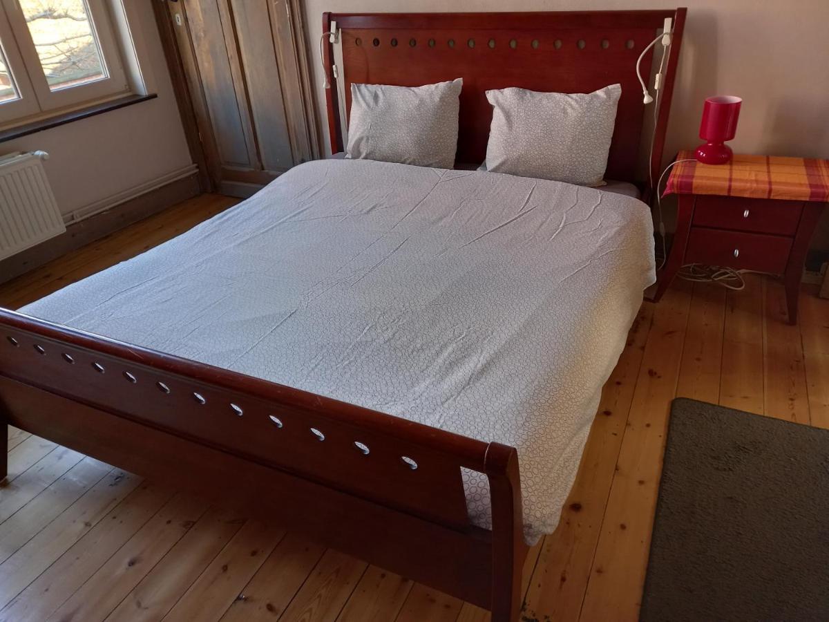 Guesthouse Oude Houtmarkt Ieper Eksteriør bilde