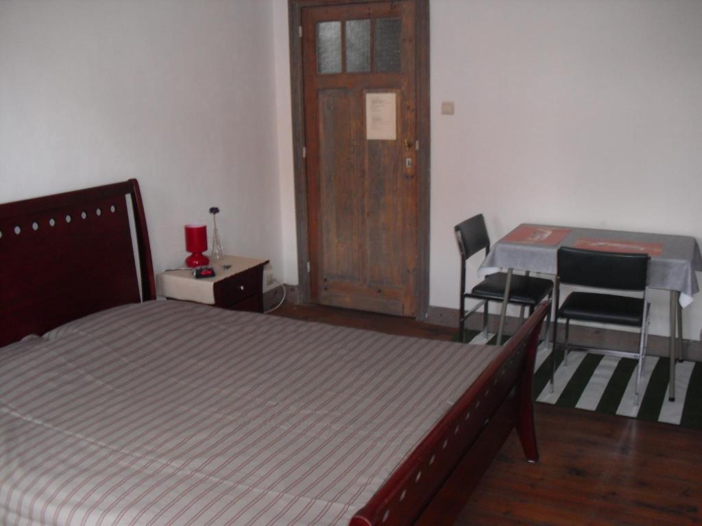 Guesthouse Oude Houtmarkt Ieper Rom bilde